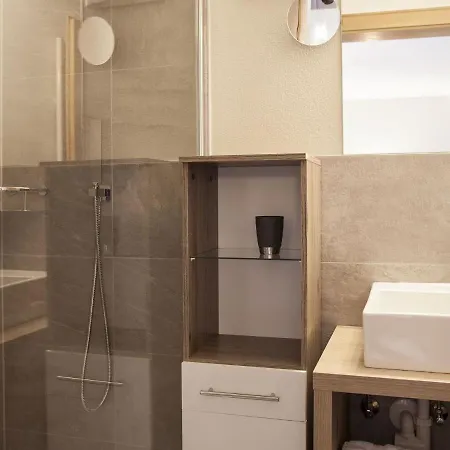 Appartement Lavish In With Balcony Oetz